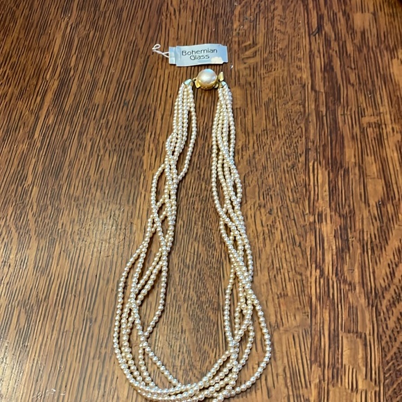 Women’s Bohemian Glass 16” choker - Picture 1 of 5